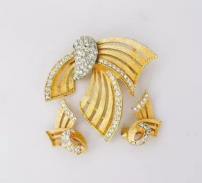 Vintage BSK Brushed Gold Tone Pave Rhinestone Brooch Earrings Set • $34.99