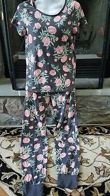 Pajamas Roses Gray Pink Short Sleeve Top Elastic Waist Leggings Size XS H&M  • $8.39