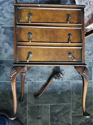 £5 • Buy Tall Stand And Bedside Table Antique