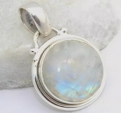 Round Moonstone Pendant 925 Sterling Silver Beautiful Handmade Jewelry MO707 • $15.30