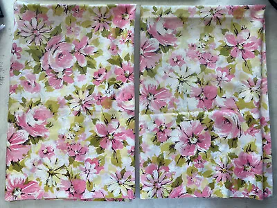 VINTAGE Springmaid Marvelaire Pink Floral Pillowcases Set Of 2 • $10.80