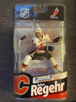 ROBYN REGEHR CALGARY FLAMES MCFARLANE  WHITE JERSEY / 38/200 Signature Premier • $175