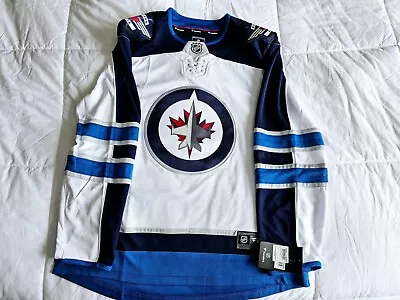 BNWT NHL Jersey Fanatics Branded White Winnipeg Jets Men's Size Large • $28.47