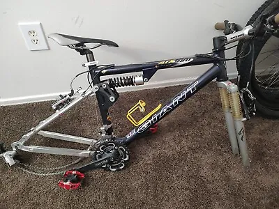 Giant ATX 980 MTB Frame Vintage. • $150