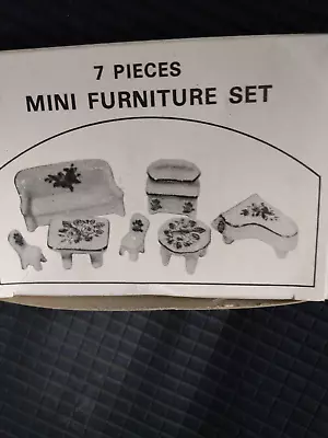 7 Pieces Mini Furniture Set • $4.99