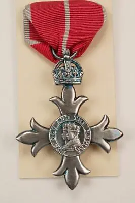 Mbe Knighthood Medal Order Of The British Empire Chivalry Military Honour • £25