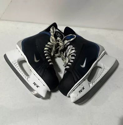 #1660 NIKE Quest V2 Ice Hockey Skates Adult 10 EE TUUK Blades Size 10.5 • $59.77