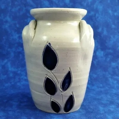 Williamsburg Virginia Pottery Stoneware Vase Crock Blue Leaf • $10.95