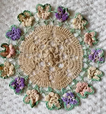 Vintage Beige Cotton Hand Crochet Lace Ttable Mat/doily~9  Pansy Edge • £5.50