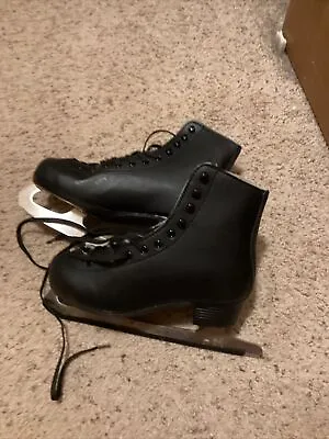 Mens Figure Skates Size 7 • $20