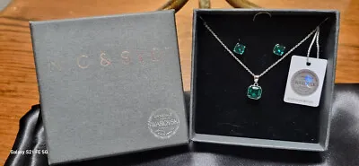 Swarovski Emerald Colored Crystal Necklace And Earrings • $22.50