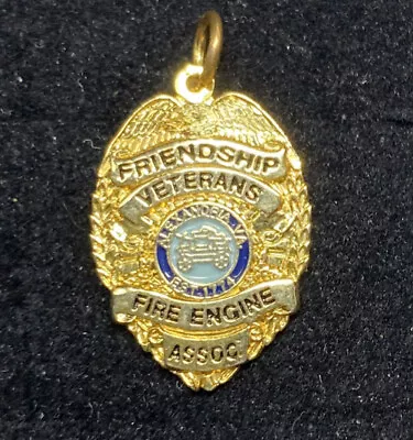 Friendship Fire Engine Veterans Association Necklace Charm Badge Alexandria VA • $14.99