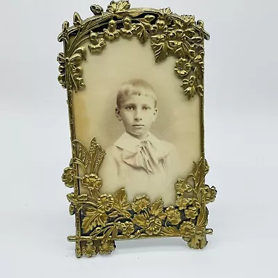 7” X 4.25” Vintage Hold Ornate Floral Photo Frame  • $12