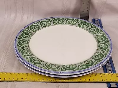 2 VICTORIA BEALE Dinner Plates English Manor 9062 • $85.74