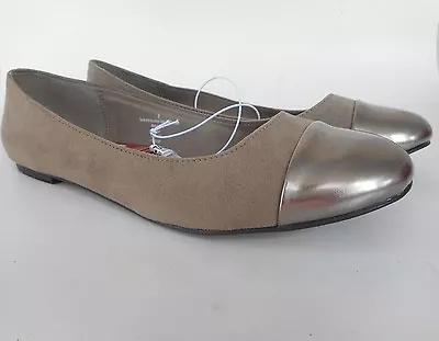 Women's Merona Toe Capped Mitte Ballet Flats Taupe Tan Size 9 NWT • $16.99