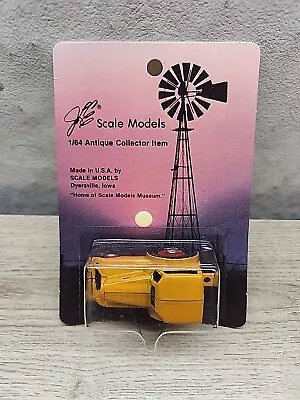 Minneapolis Moline UDLX Comfort Tractor - 1:64 JLE Scale Models • $24