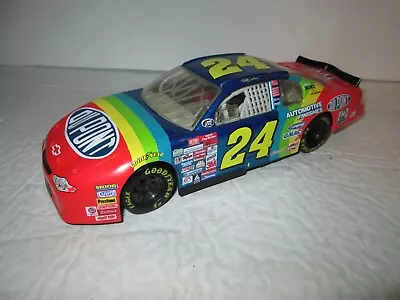 Die Cast Jeff Gordon #24 DuPont 2000 Monte Carlo 1:24 Scale • $5