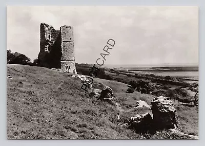 Postcard (Q8) UK Essex Hadleigh Castle SE Tower & Thames Estuary • £5.99