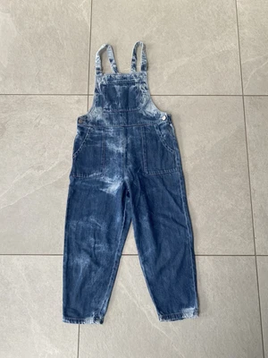 £5 • Buy Next Girls Dungarees Age 8