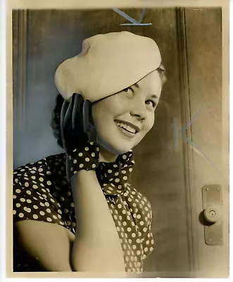 Vintage 8x10 Photo Actress Singer And Dancer Mitzi Gaynor ( Mitzi Gerber) • $15.99