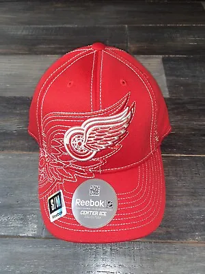 Men’s Detroit Red Wings NHL Hockey Reebok Red Draft Cap Fitted Hat NWT S/M • $20