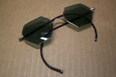$40 • Buy Willson Retro 1920's Octagonal Green Sunglasses