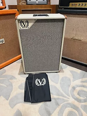 VICTORY Amps V212-VCD 2x12 Vertical Speaker Cabinet  Celestion G12M-65 Creamback • $799.99