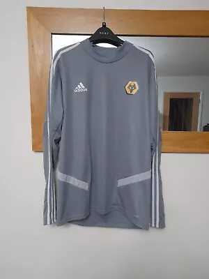 £3 • Buy Wolves Training Top