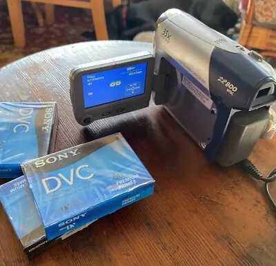 Canon ZR800 ZR 800 Digital Video Mini Dv Camcorder W/case & Tapes Works • $50