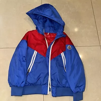 Moncler Boys Reversible Hooded Down Jacket Coat Size 5 • $200