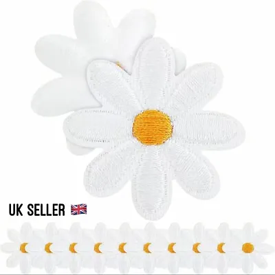 🇬🇧 X2 Daisy Flower Patch Iron On Patches Embroidered Appliques Sew On Crafts • £2.19