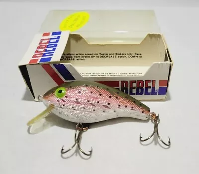 Vintage Rebel Wee R Fishing Lure Pink F 9841  • $12