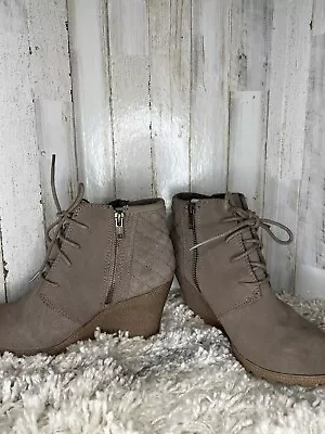 Womens MIA Taupe Booties 8.5 • $15.98