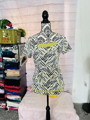 Baby Phat Women’s Colorful Square Neck Short Sleeve Scrub Top Size Small • $9.99