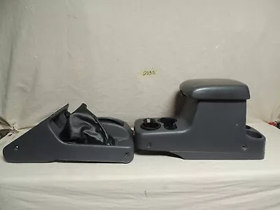 2000-2004 Nissan Frontier Extended Cab Center Console Oem • $134