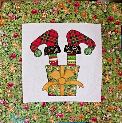 Scrappy Christmas Elf In Gift Box Mini Quilt Top Only Appx 15 ½ In. Sq #1777 • $15.99