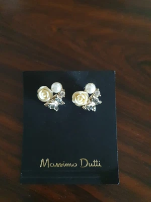 $10 • Buy Massimo Dutti Butterfly Flower Pearl Diamante Earring 