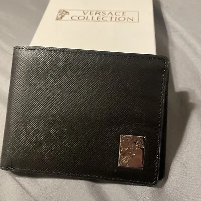 VERSACE MENS WALLET -La Medusa Bifold BLACK NIB • $255