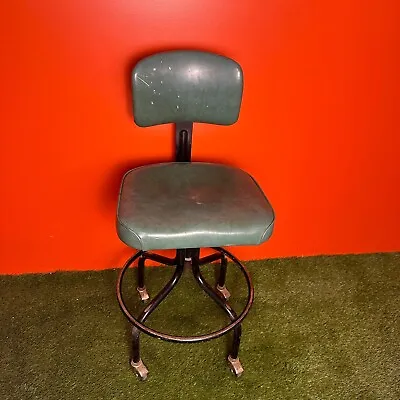 Vintage Steelcase Metal Rolling Stool - Drafting Chair - Work Bench Shop • $359.96