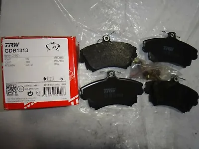 2000-2004 Front Brake Pads For Volvo S40 V40 TRW OEM 30769199 • $23.96