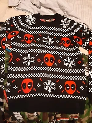 Marvel Deadpool Sweater Crew Neck Christmas Holiday Red Black White Mens Size L • $14.99