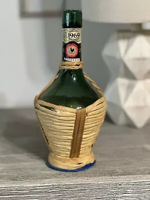 Vintage 1969 CHIANTI WINE Bottle BORGHINI Label Wicker Wrapped Green Glass Pint • $60