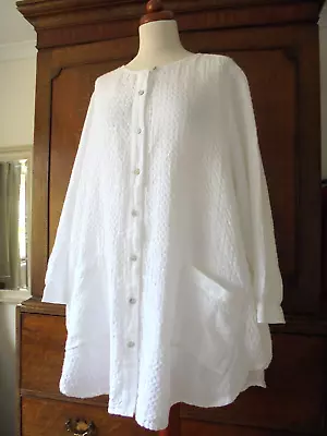 SAHARA - A Stunning Button Front White Linen Tunic- SIZE 5 - Chest 53  • £27