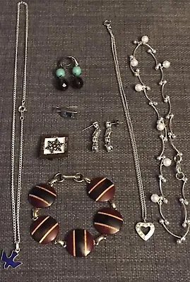 Vintage Lot Of 8 Pieces Custom Jewelry Necklaces Bracelets Brooch Earrings .... • $39.99