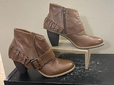Anthropologie Miss Albright Nettie Leather Buckle Ankle Ruffle Bootie Size 6.5 B • $38