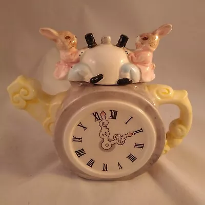 Rabbit Teapot Clock Remisicent Of Mad Hatters Tea Party Heritage Mint Teapot   • $28.87