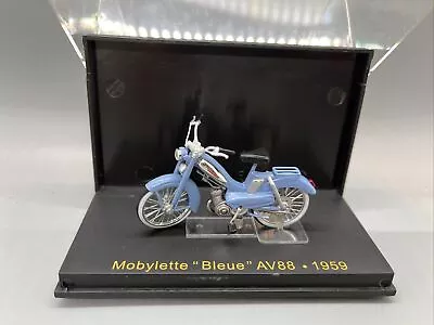 Mobylette Motobecane AV88 Bleu 1/24 Diecast Scale • $16