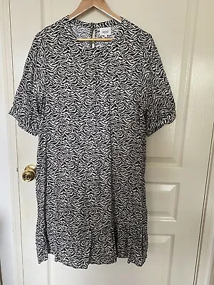 $60 • Buy Seed Heritage Size 14 Zebra Dress