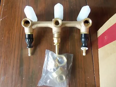 Pfister 01-31XA Bath Tub Shower 8  Inch Fixed Brass 3-Handle Rough In Valve Body • $47