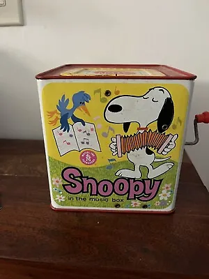 Vintage 1966 SNOOPY & The Peanuts Jack In The Metal Music Box By Mattel  • $12